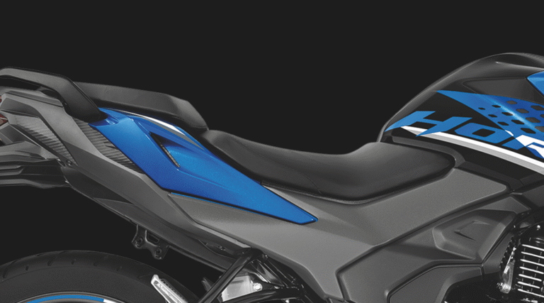 Design-Sporty-Split-Seat-1120x623